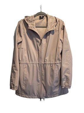 New Balance Women's Hooded Utility Jacket in Taupe